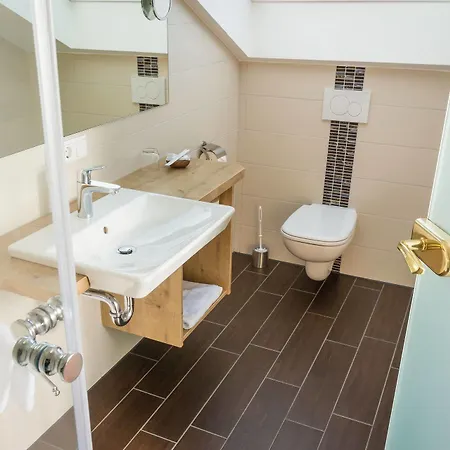 Windlicht Szálloda 3*